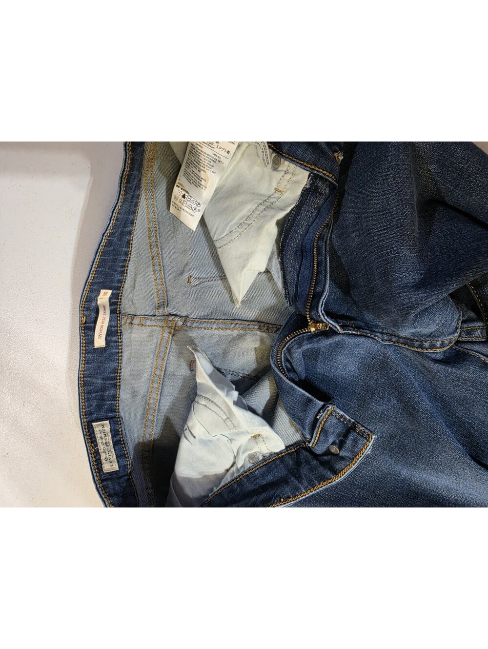 Levi's Women's Big Letter E Jeans 721 High Rise Skinny Size 30 - Picture 16 of 16